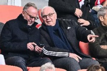 九游体育比分直播、实时比分网、足球比分、篮球比分、电竞比分、九游体育战绩查询-哈曼：鲁梅尼格更多参与将改善拜仁处境，赫内斯该反思识人的能力