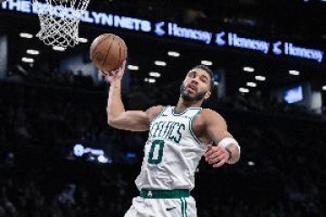 状态不俗！塔图姆打满首节6中3拿到11分3板5助